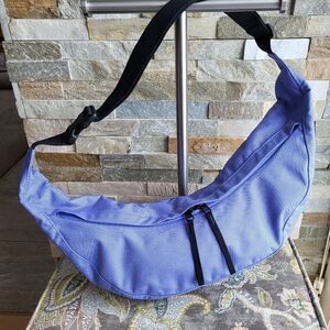 Everlane Renew Transit Crossbody Sling Bag